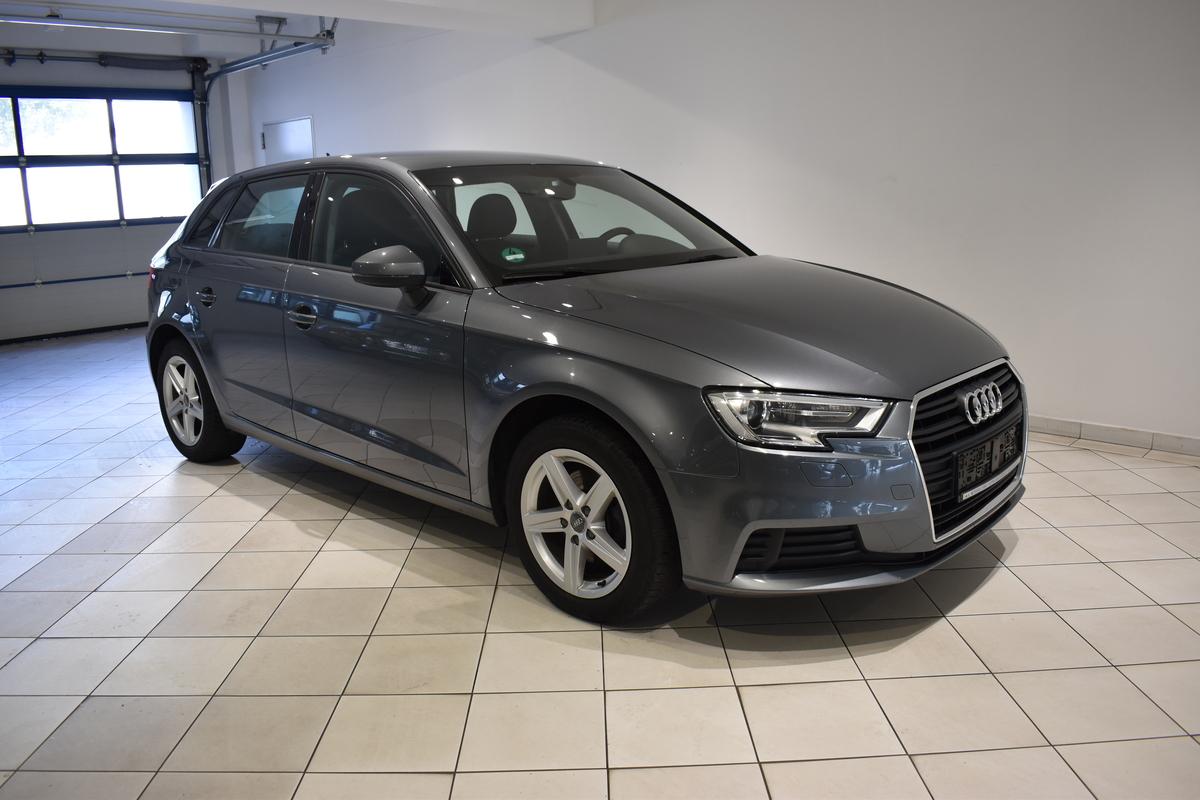 Audi A3 Sportback 1.5TSI Navi Xenon