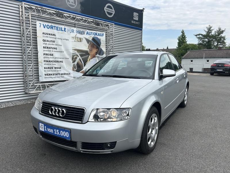 Audi A4 1.6 LIM KLIMA*RCD*SHZG*TEMPOMAT*ALU*PDC