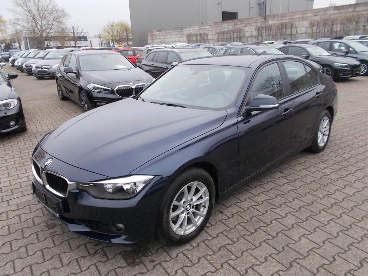 BMW 320i Comfort, AHK, PDC, 1.Hd.